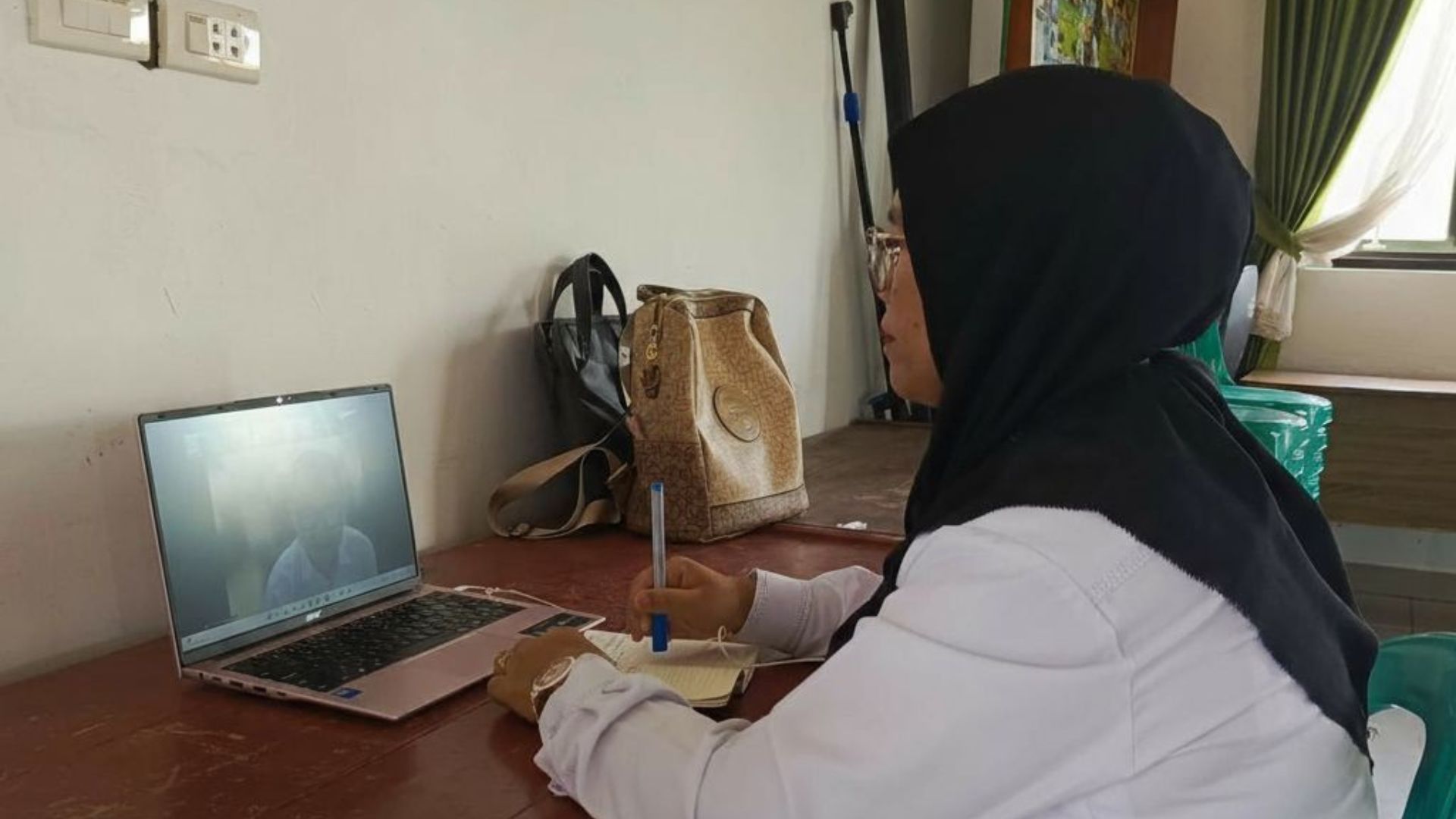 Meliani Pimpin MIN 1 Kepala MIN 1 Way Kanan, Meliani, Siap Sambut OMI 2025  ke Tingkat Provinsi lewat Rapat Zoom