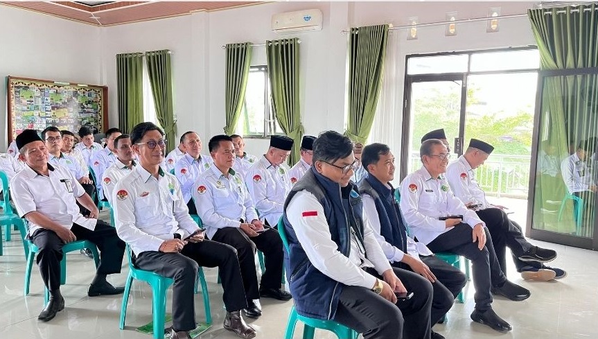 Penguatan Peran Kepala Madrasah dalam Pencegahan Narkoba: Ahmad Zazili Ikuti Sosialisasi P4GN dan Tes Urin oleh BNN Way Kanan
