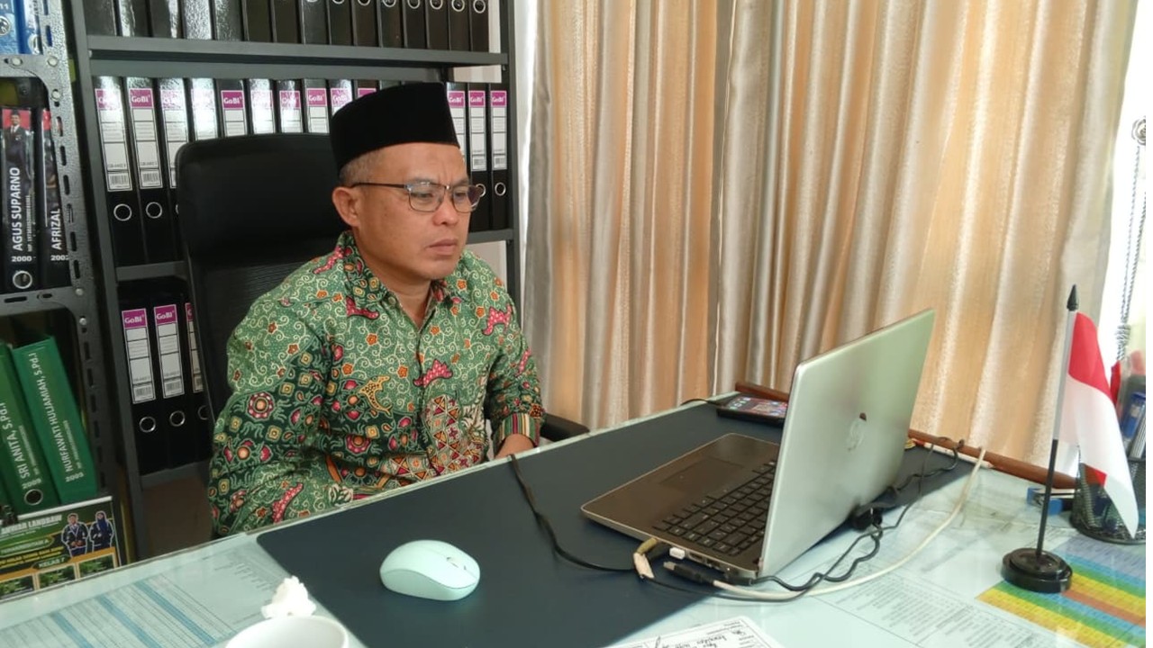 Analis SDM Kemenag Tanggamus Ikuti Sosialisasi Permenag 32/2024 via Zoom Meeting