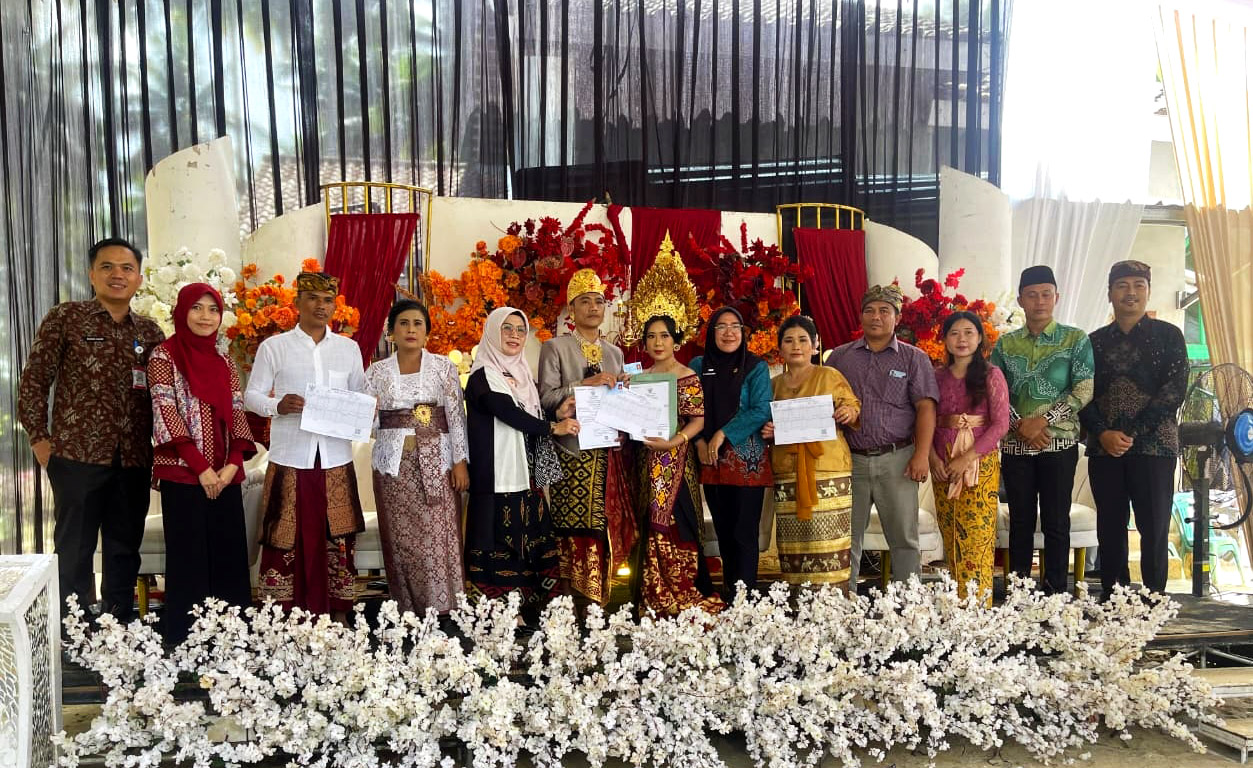 Sinergi Rumah Bina Keluarga Sukhinah dan Dukcapil Pesisir Barat, Wujudkan Kemudahan Administrasi Nikah Umat Hindu