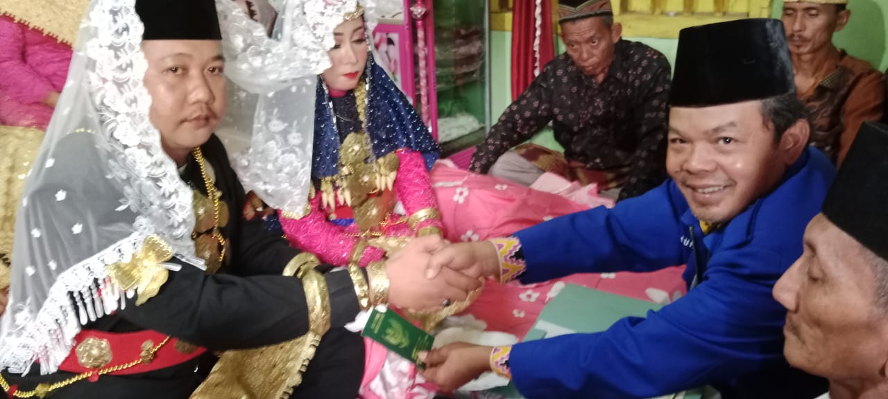 Muhlasin Beri Pesan Moral: Isrofan dan Iin Diharapkan Mampu Membangun Rumah Tangga Hebat Masa Kini