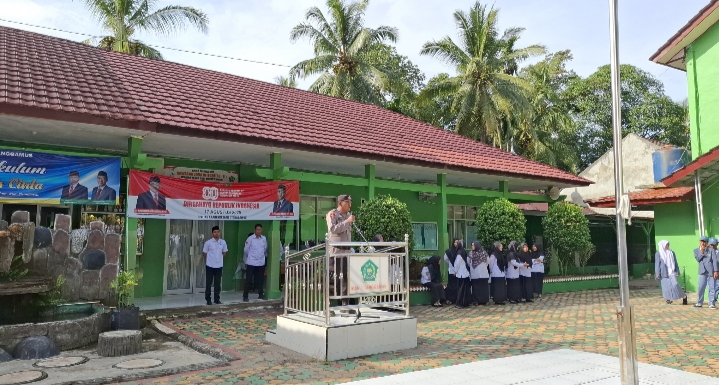 Babin Kamtibmas Kotaagung Sosialisasi Pada Peserta Upacara MAN 1 Tanggamus