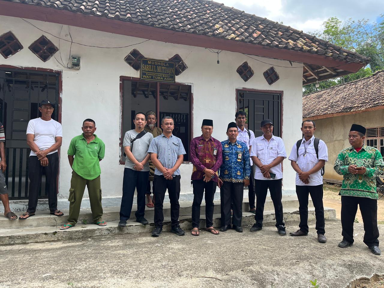 Kemenag Way Kanan Dampingi Pengukuran Delapan Objek Tanah Wakaf di Way Tuba Asri