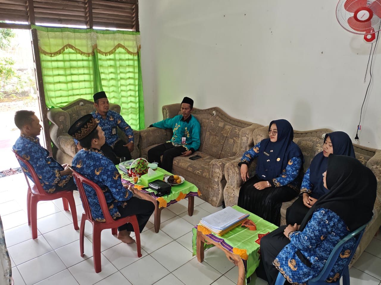 Kunjungan Pembinaan Inspiratif, Penyuluh Agama Ahli Madya Hadir di KUA Negara Batin