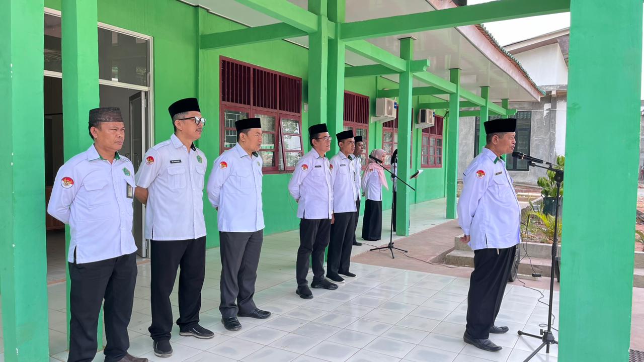 Apel Senin: Kepala KUA Kecamatan Bumi Agung Gaungkan 5 Budaya Kerja