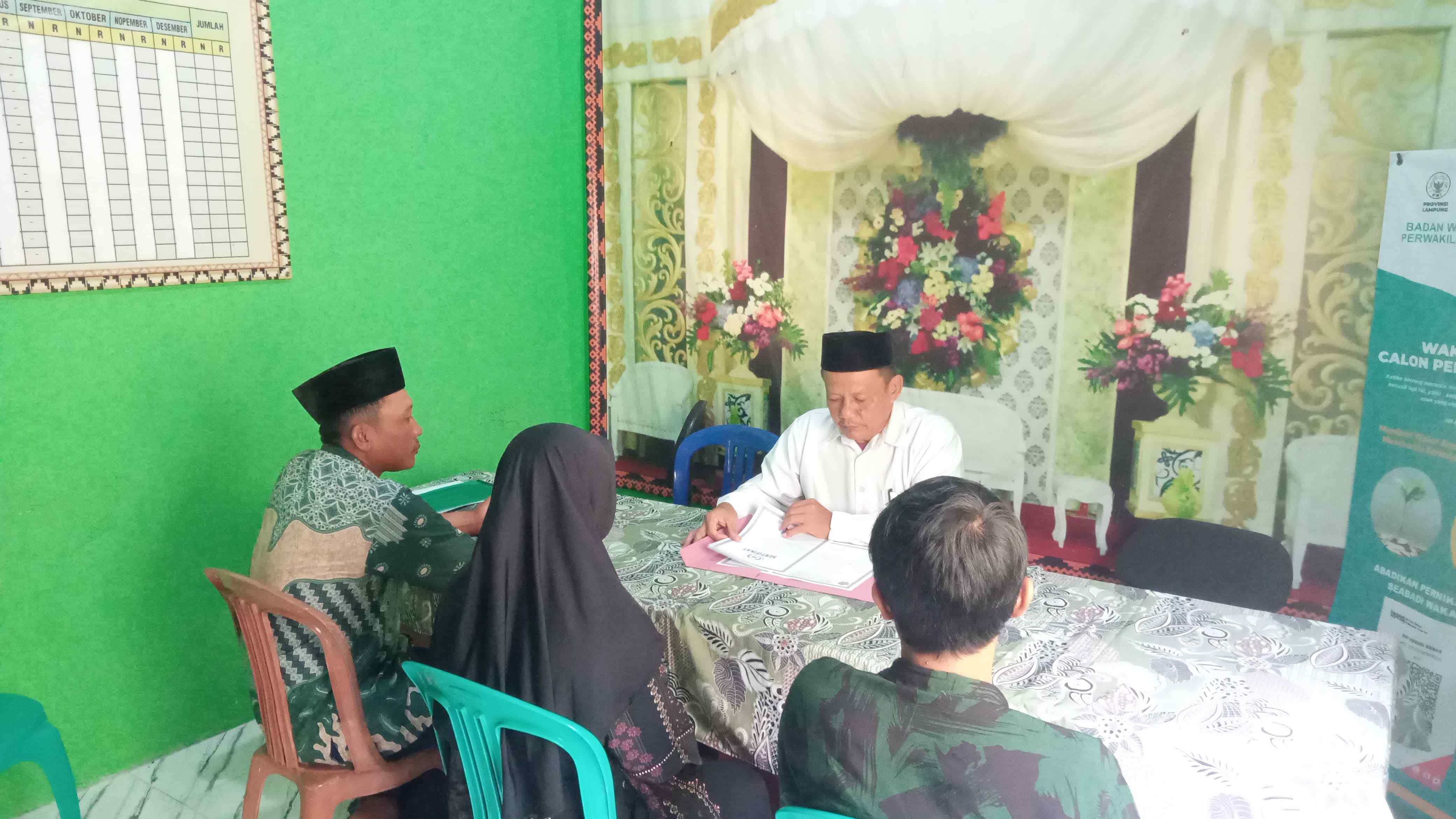 Menjemput Cahaya Hidayah: KUA Kecamatan Negeri Besar Bimbing Warga Mengucap Dua Kalimat Syahadat