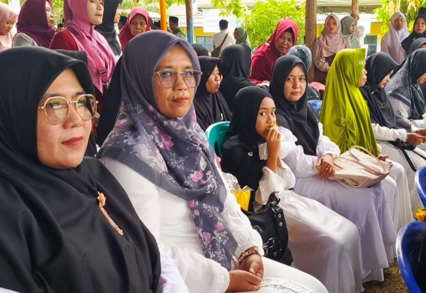 Semangat Perjuangan Santri untuk Indonesia Merdeka 2025; MIN 1 Way Kanan Ikuti Upacara Hari Santri Nasional 2025