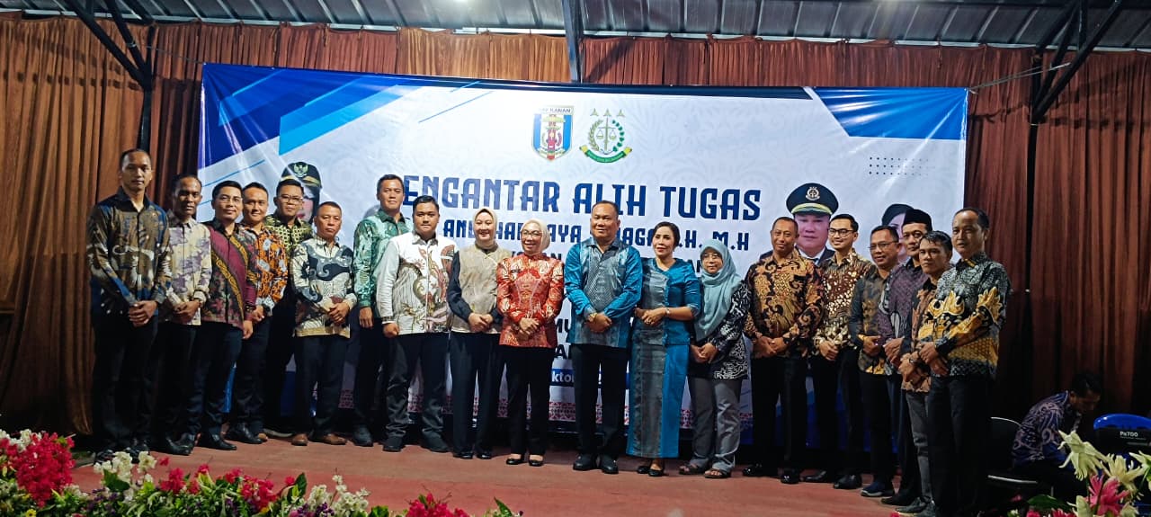 Kasubbag TU mewakili Kakan Kemenag Way Kanan Hadiri Serah Terima Jabatan Kepala Kejari Way Kanan