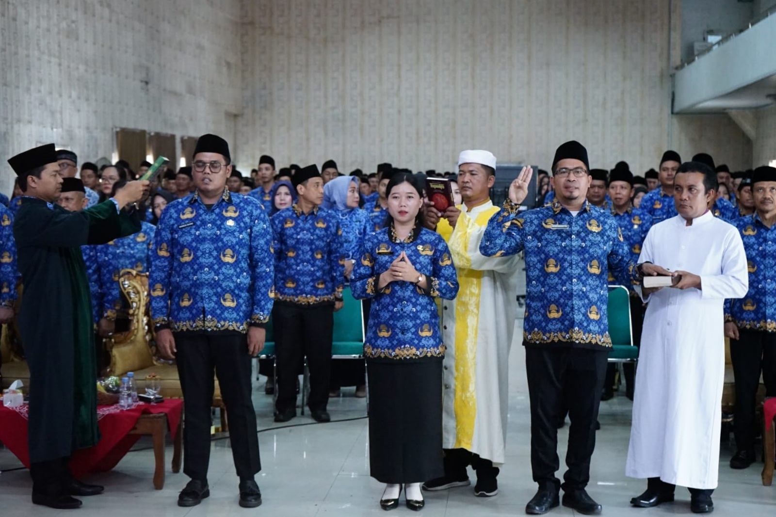PPPK Tahap II Non Optimalisasi Tahun 2024 Kemenag Pesisir Barat Dilantik, Siap Jadi Teladan Masyarakat