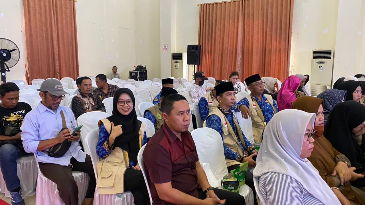 Pendamping Produk Halal Kemenag Tanggamus Dukung UMKM Naik Kelas Lewat Seminar dan Bazar