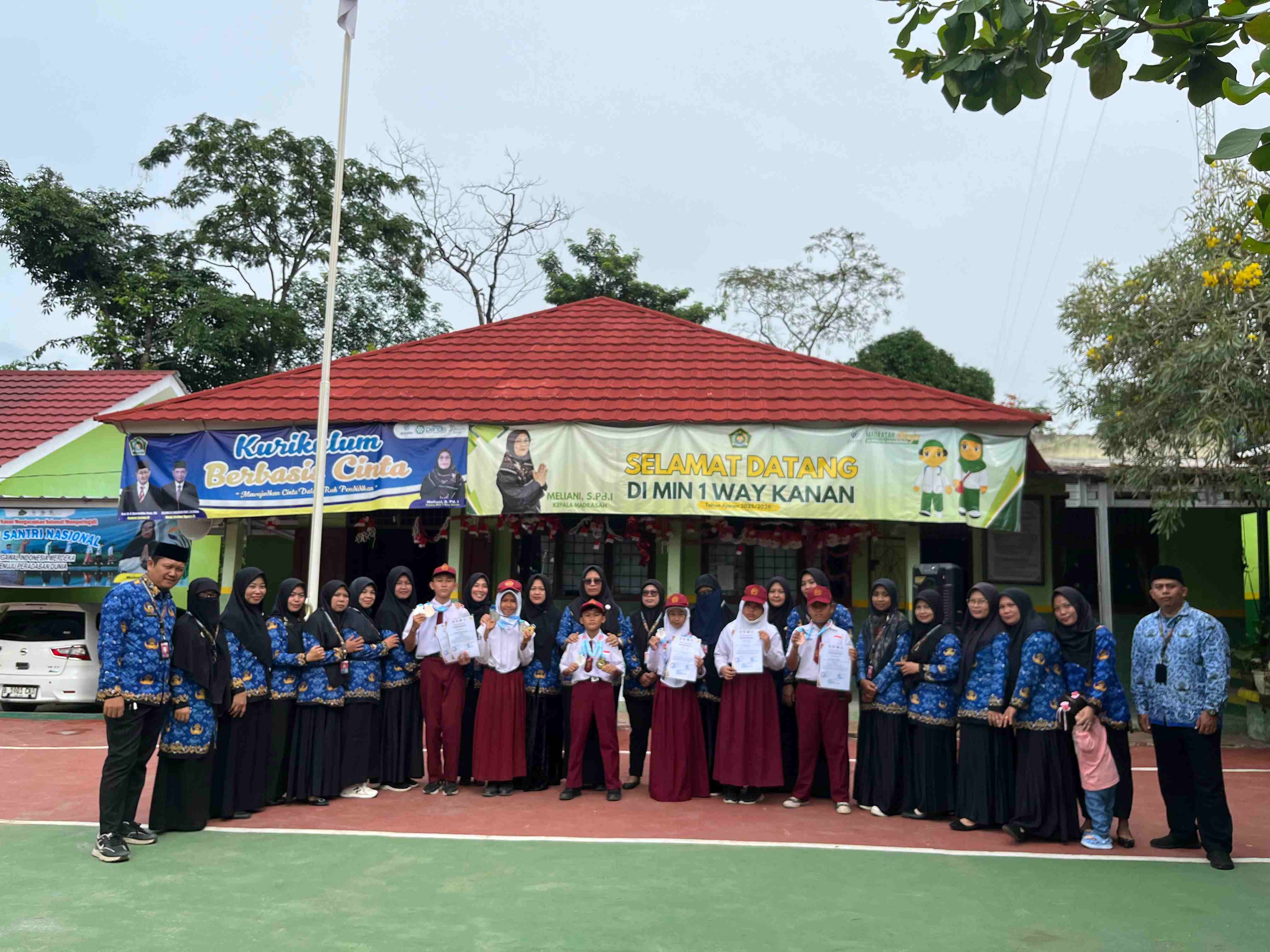 Kebanggaan MIN 1 Way Kanan: Pembagian Medali Renang GAC Championship III Rayakan Semangat Sumpah Pemuda