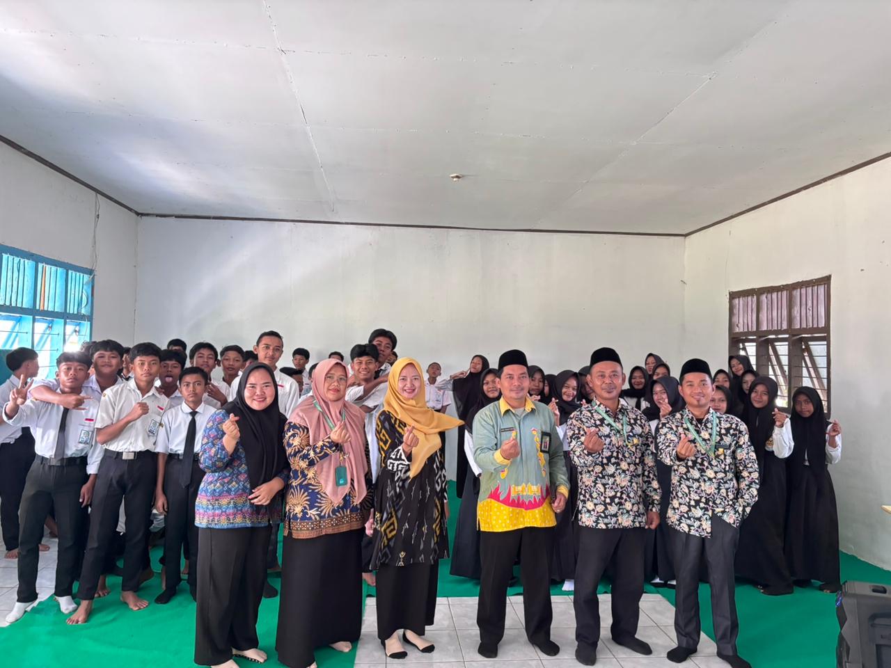 Semangat Pemuda, Akhlak Mulia: KUA Pakuan Ratu Bimbing Remaja di SMP Makarti Mukti Tama pada Momen Sumpah Pemuda