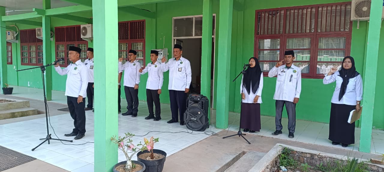 Apel Kantor Kemenag Way Kanan, Kasi PAPKI Ajak ASN Tingkatkan Kinerja dan Adaptif di Era Digital