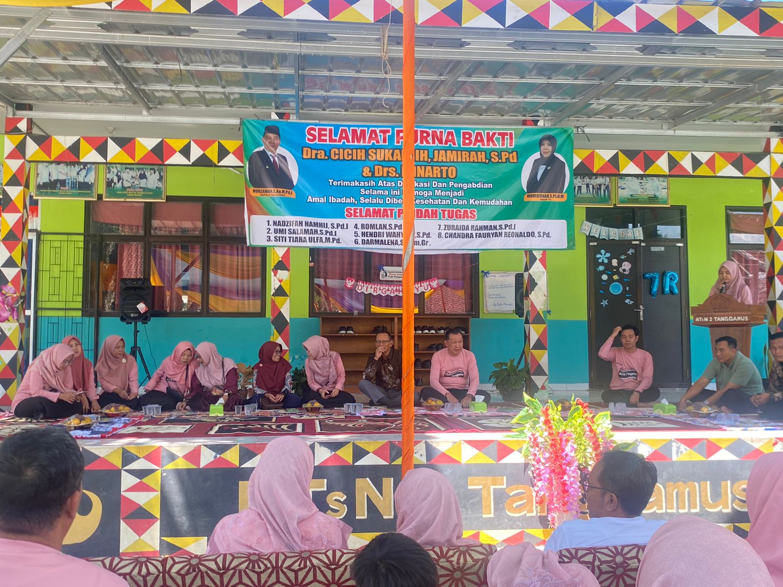 MTsN 2 Tanggamus Gelar Acara Perpisahan Guru Purnabakti dan Pindah Tugas