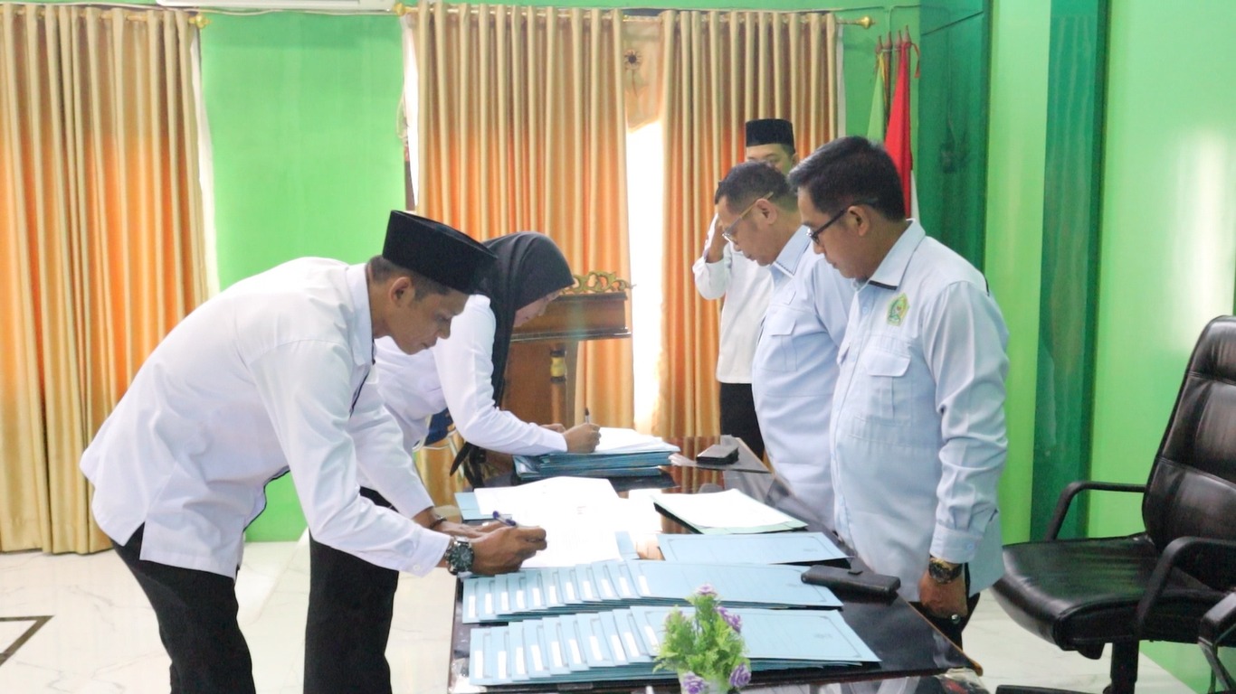 Makmur Tekankan Lima Pilar Profesionalitas ASN: “Disiplin, Kejujuran, dan Keteladanan sebagai Landasan Pengabdian PPPK”