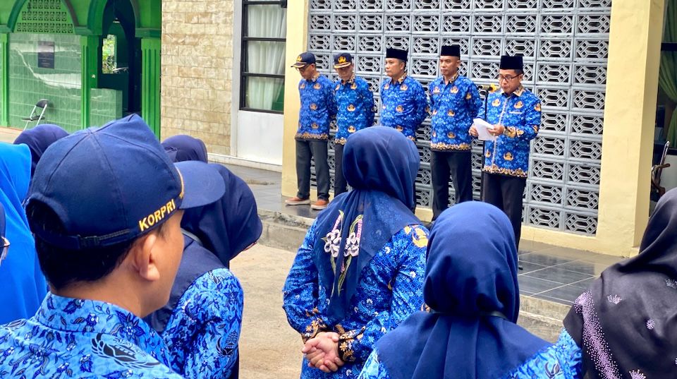 Pegawai Kemenag Bandar Lampung Kenang Jasa Pahlawan Lewat Upacara Hikmat 10 November 2025
