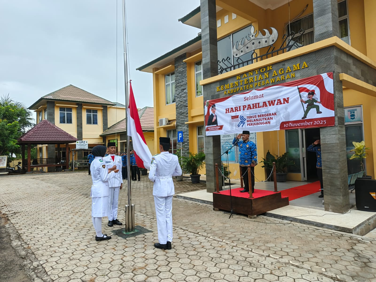 Kemenag Pesawaran Gelar Upacara Hari Pahlawan: Paiman Ajak ASN Teladani Semangat Juang dan Dukung Asta Cita Presiden