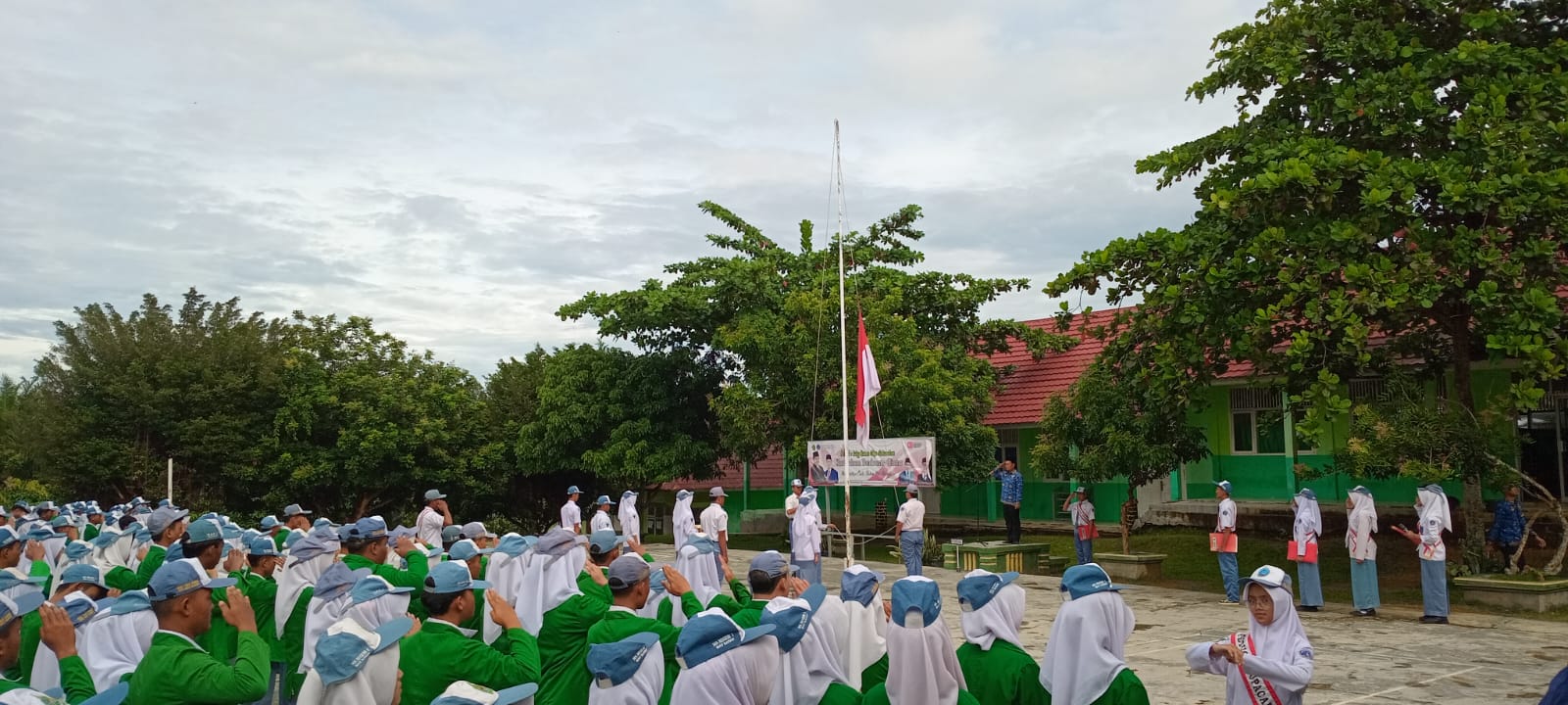 Rekontekstualisasi Semangat Kepahlawanan dalam Dunia Pendidikan: Upacara Hari Pahlawan di MAN 1 Way Kanan