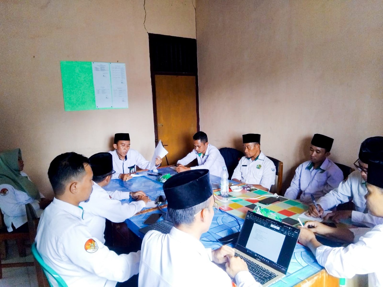 KUA Negeri Agung Mantapkan Langkah: Evaluasi Kinerja dan Persiapan HAB Kemenag ke-80 Tahun 2026