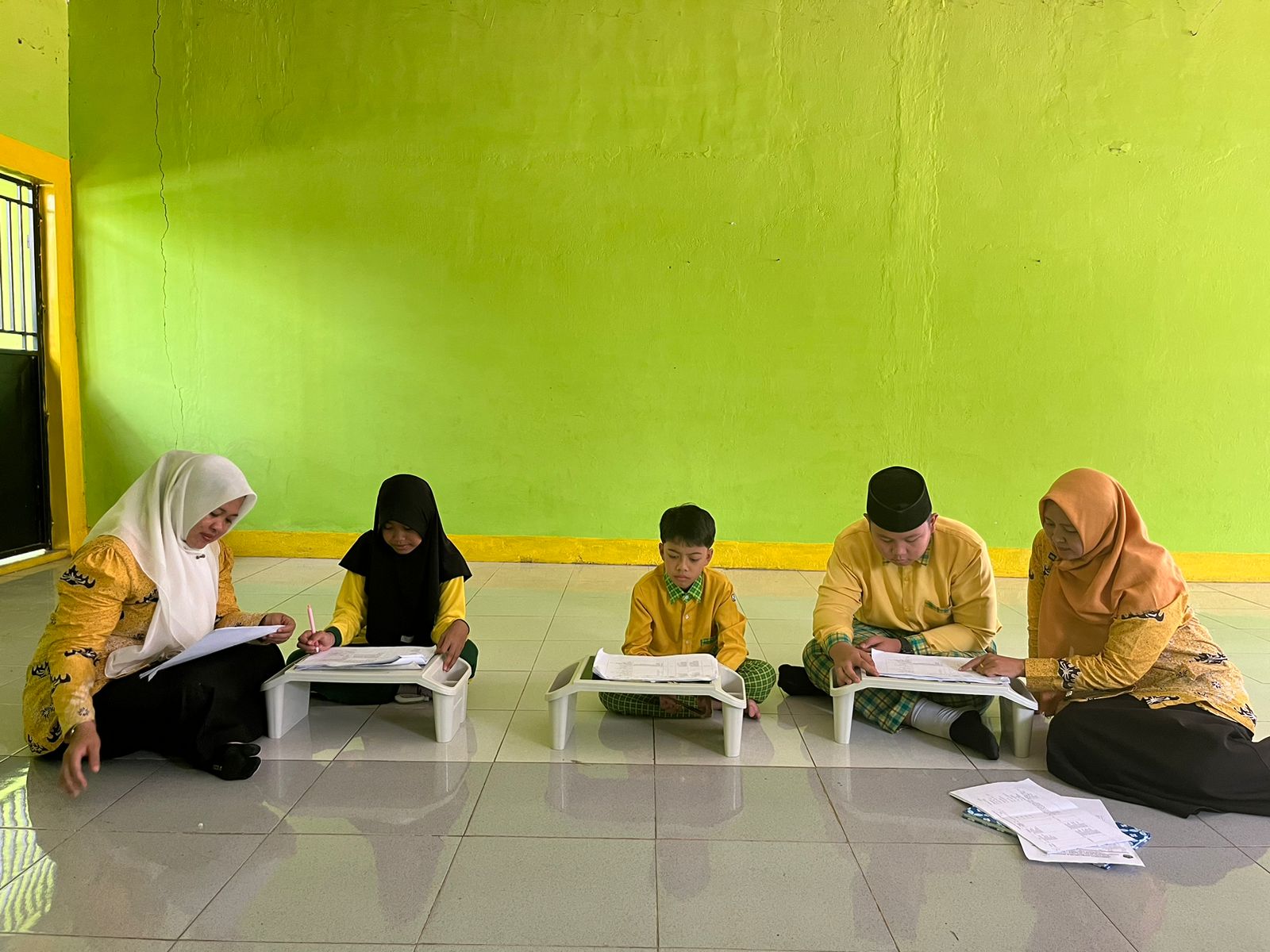 Siswa MIN 1 Way Kanan Intensifkan Persiapan untuk Mathematics Awards 2025 UIN Raden Intan Lampung