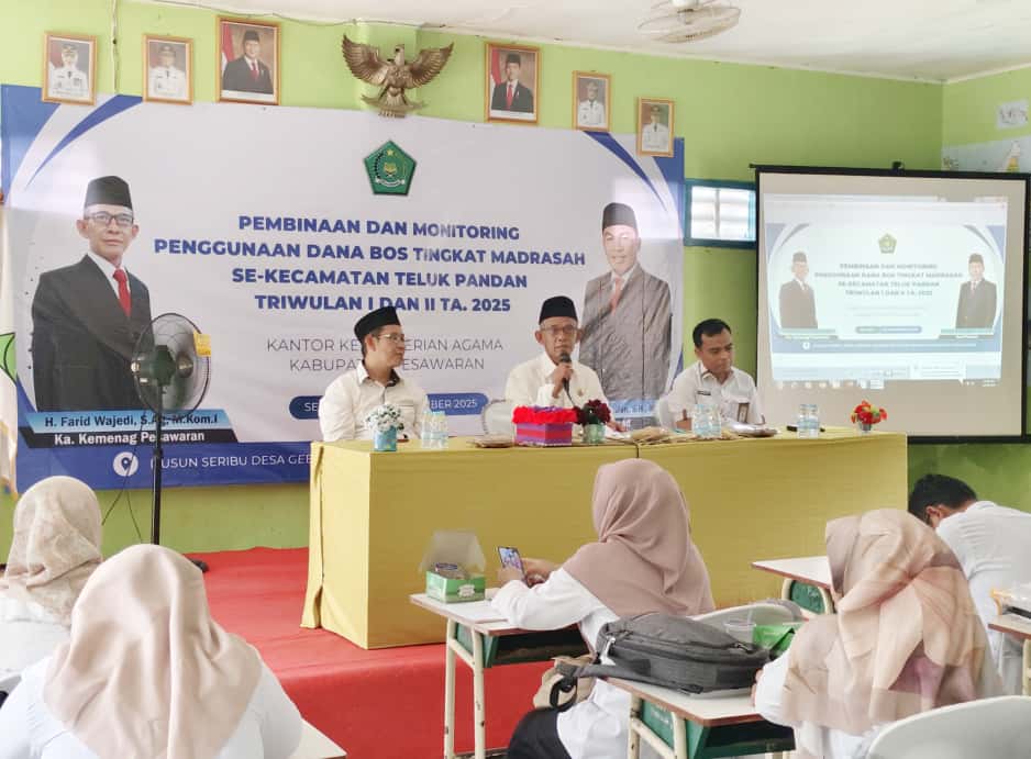 Kepala Kemenag Pesawaran Berikan Pembinaan pada Kegiatan Monitoring BOS di Teluk Pandan