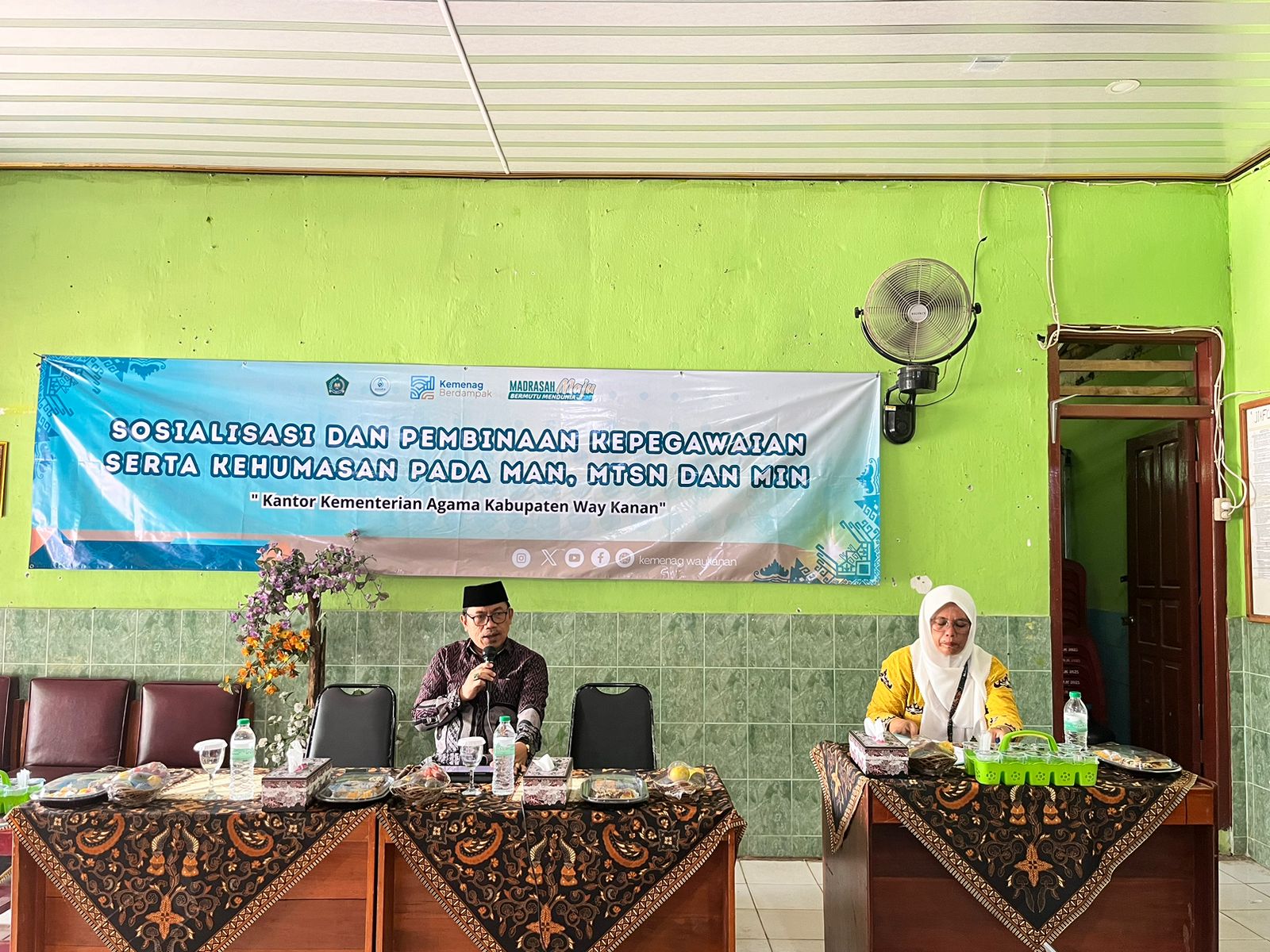 Sosialisasi dan Pembinaan Kepegawaian serta Kehumasan pada MIN 1 Way Kanan Kantor Kementerian Agama Kabupaten Way Kanan
