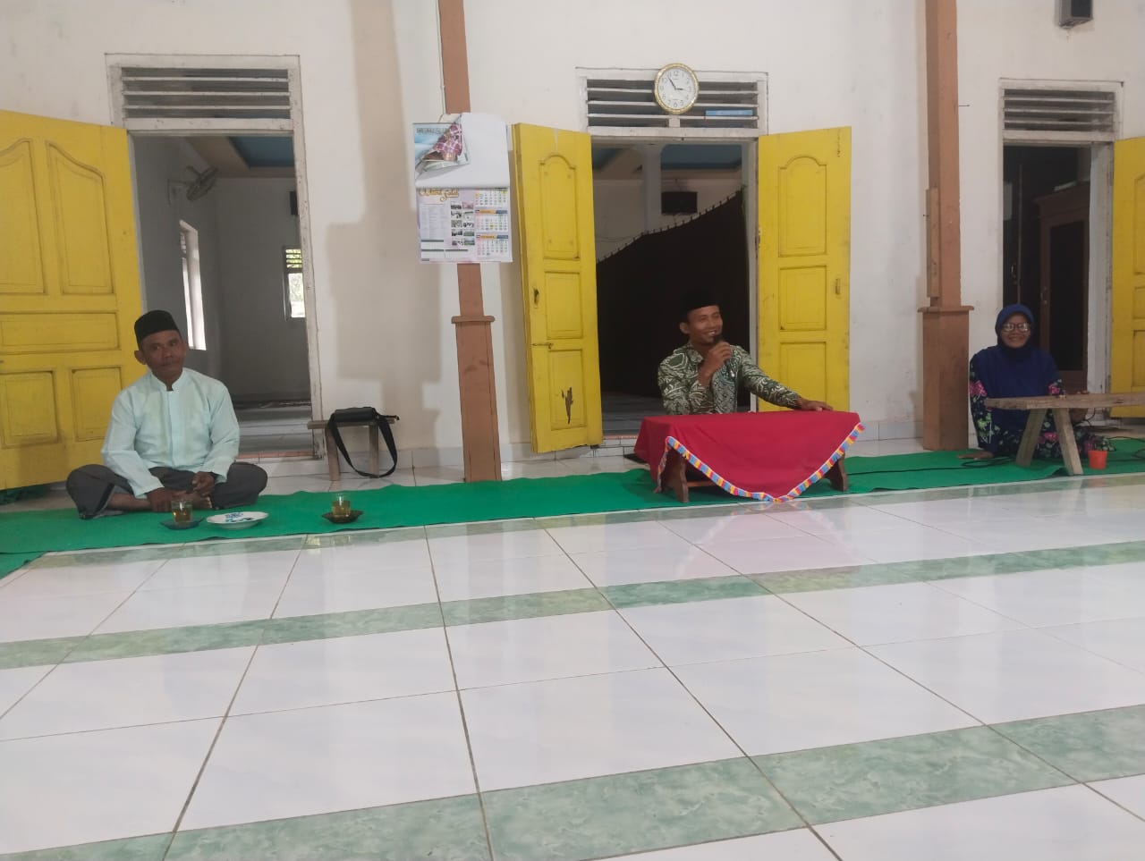 KUA Buay Bahuga Ajak Jamaah Jaga Lisan untuk Perkuat Akhlak di Majelis Taklim Nurul Amal