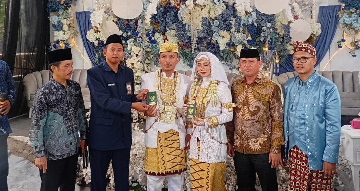 Penghulu KUA Blambangan Umpu sampaikan pesan kesalingan dalam khutbah nikah