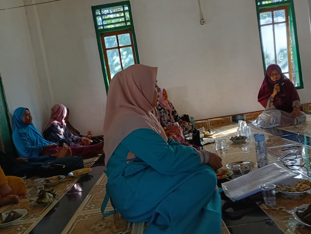 Penyuluh KUA Buay Bahuga Tekankan Peran Ibu sebagai Jantung Keluarga di MT Azzahra