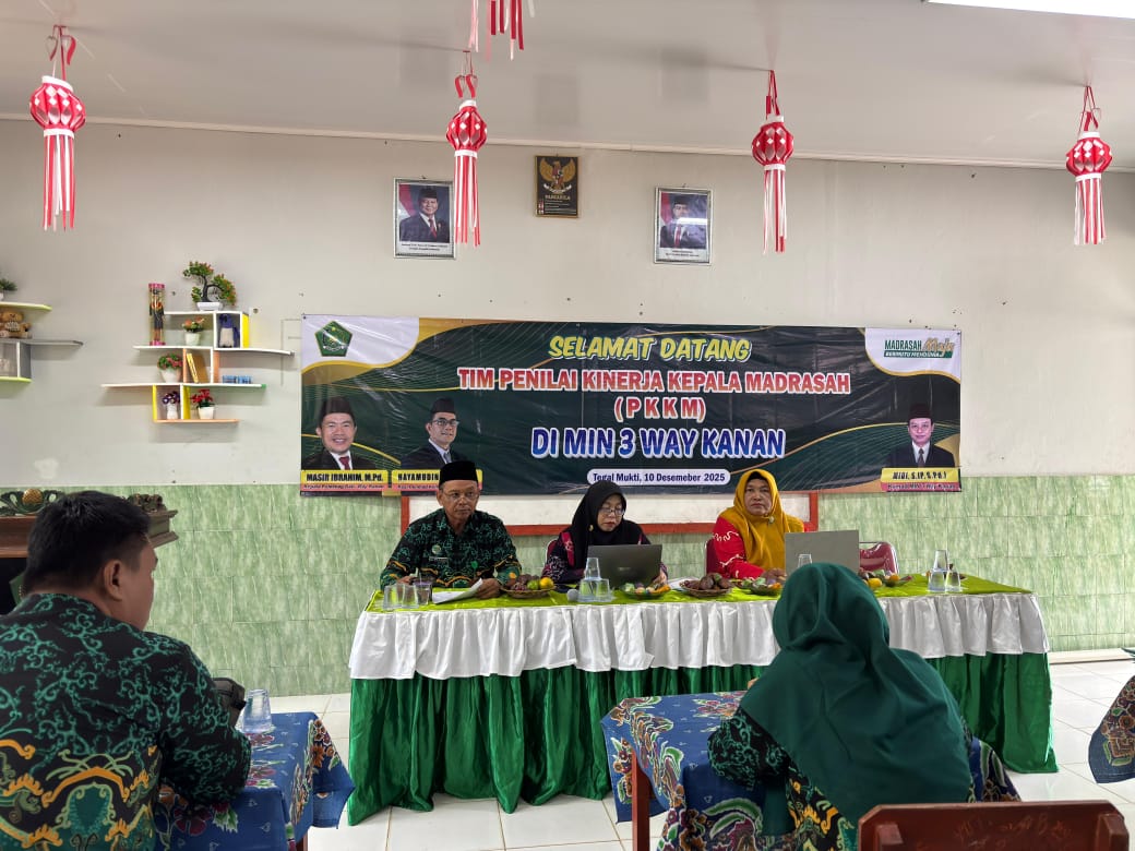 Evaluasi Hasil Belajar, MIN 3 Way Kanan Laksanakan Pembagian Rapor Semester Ganjil T.P 2025/2026