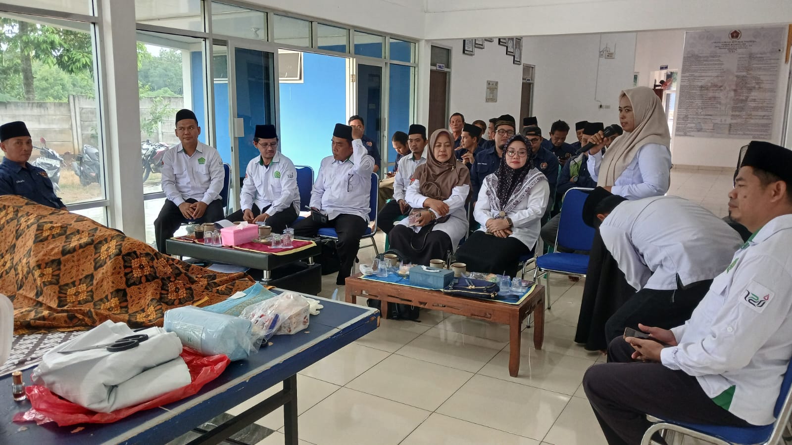 Pokjaluh Kabupaten Pesawaran Latih Wartawan PWI Praktik Pemulasaran Jenazahxx