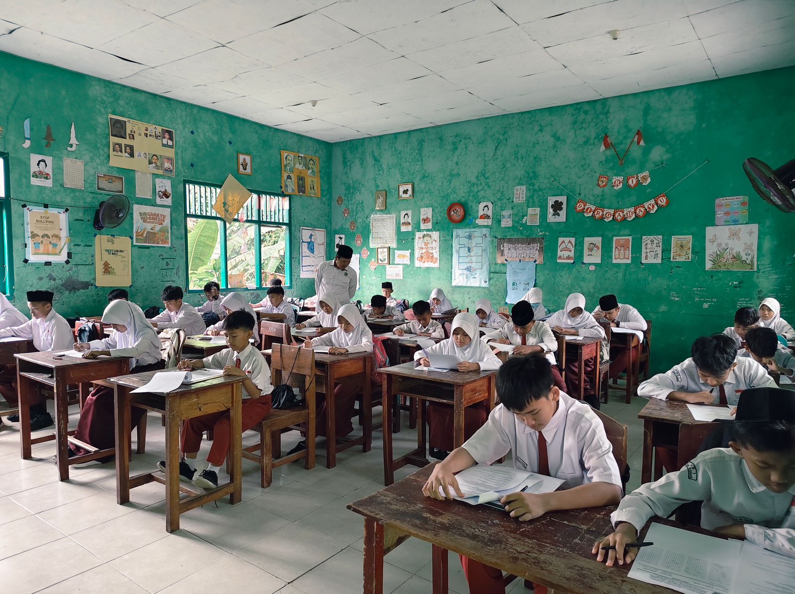 MIN 1 Way Kanan Gelar Hari Kedua Latihan Ujian Madrasah: Panitia Pastikan Standar Pengawasan Ketat