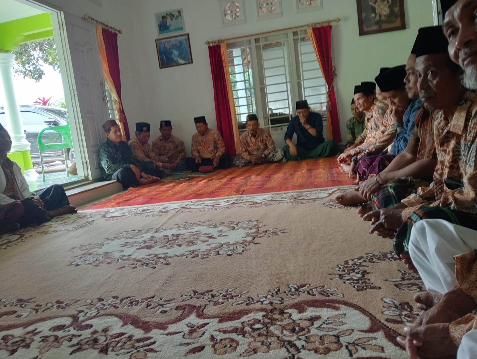 Khotmil Qur’an di Kediaman Camat, Kepala KUA dan Penyuluh Bumi Agung Perkuat Silaturahmi Ramadan
