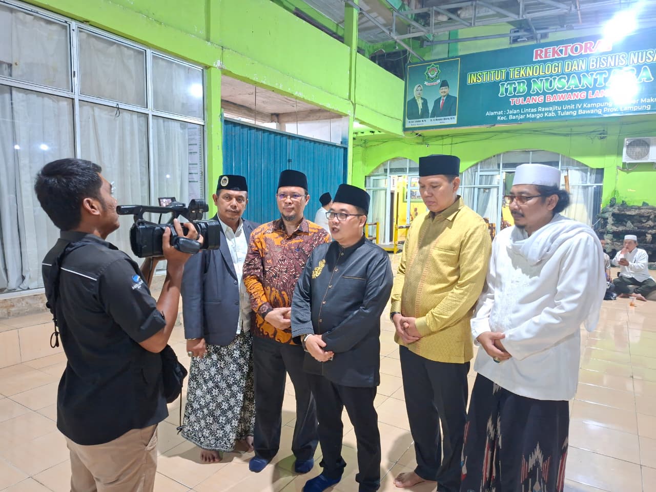 Johan Yusuf Dampingi Kakanwil Kemenag Lampung Hadiri Haflah Akhirussanah Ponpes Nurul Ikhlas Tuba