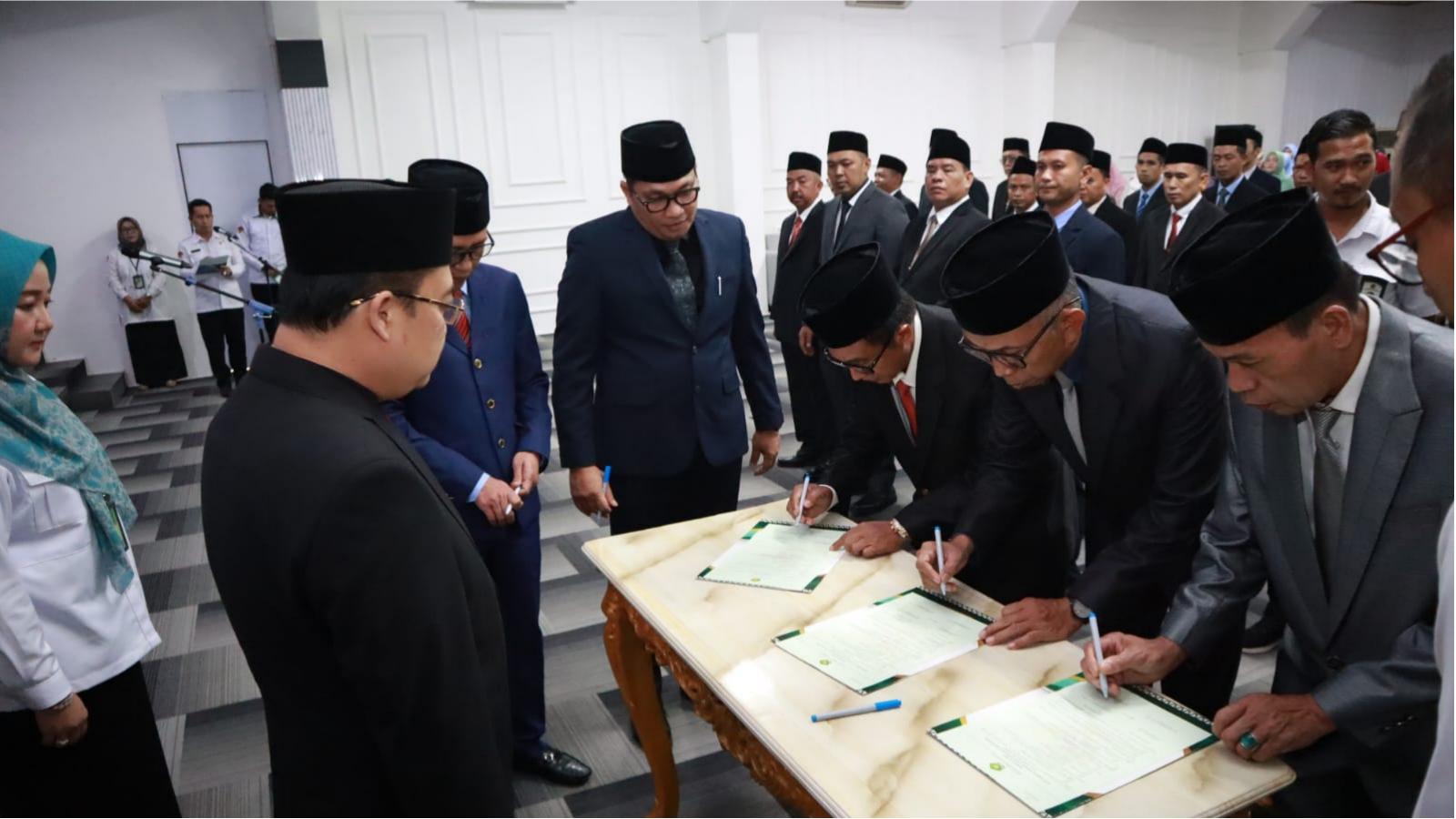 Empat Pejabat Pengawas Kemenag Kota Bandar Lampung Dilantik Kakanwil