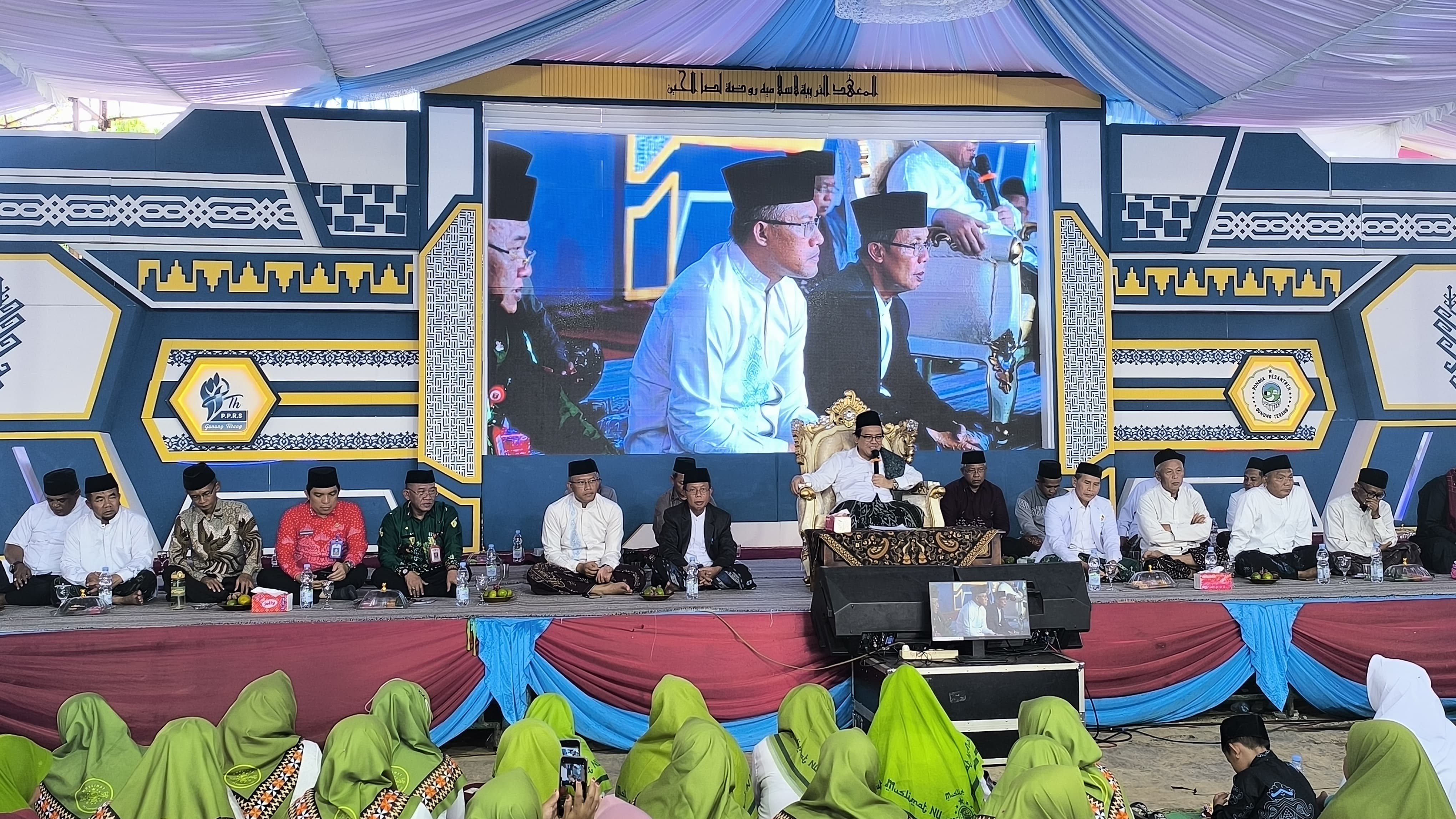 Haflah At-Tasyakuran Lil Ikhtitam, M. Surur : Santri Generasi Peradaban