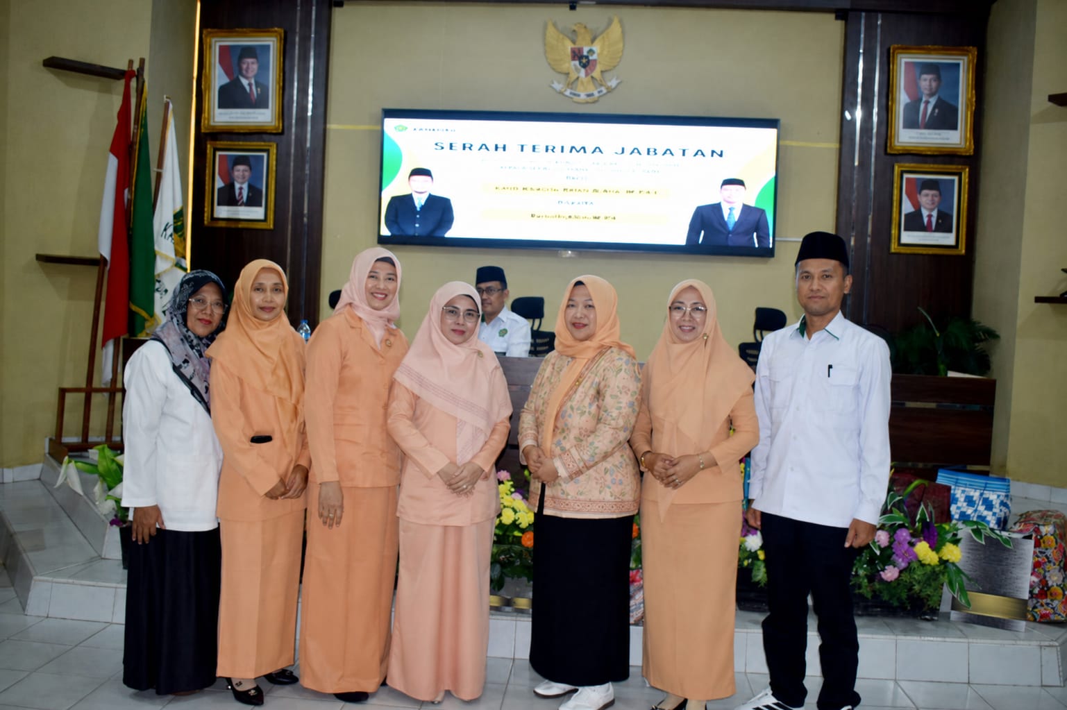 DWP Kemenag Lampung Tengah Sampaikan Pesan Kebersamaan Dalam Momen Pelepasan Anggota