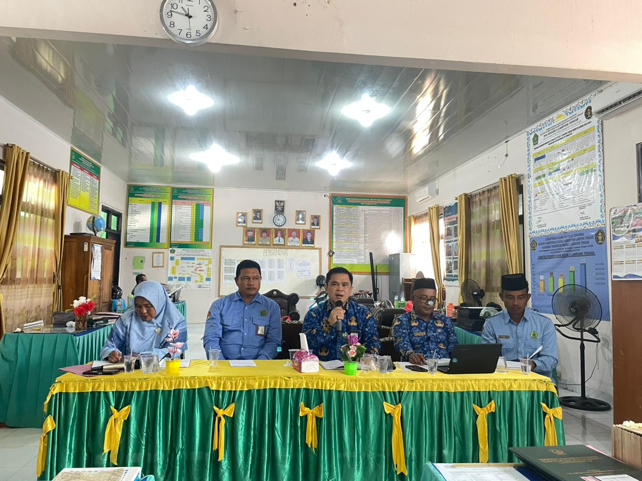 MTsN 2 Lampung Tengah Gelar Rapat Akhir Tahun Dan Kenaikan Kelas Tahun Ajaran 2025/2026