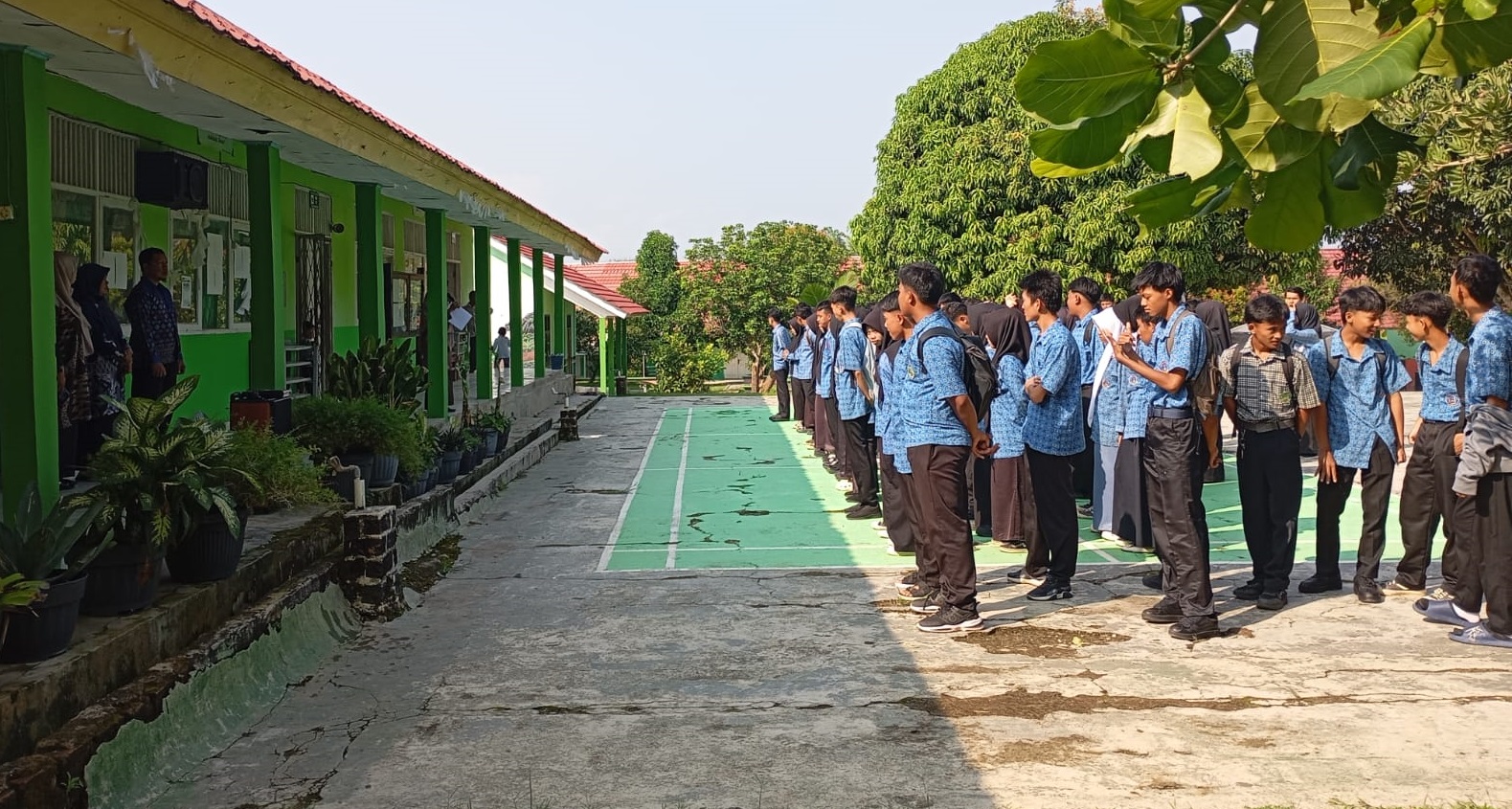 Pembagian Rapor Di MAN 1 Way Kanan Perkuat Sinergi Madrasah Dan Orang Tua