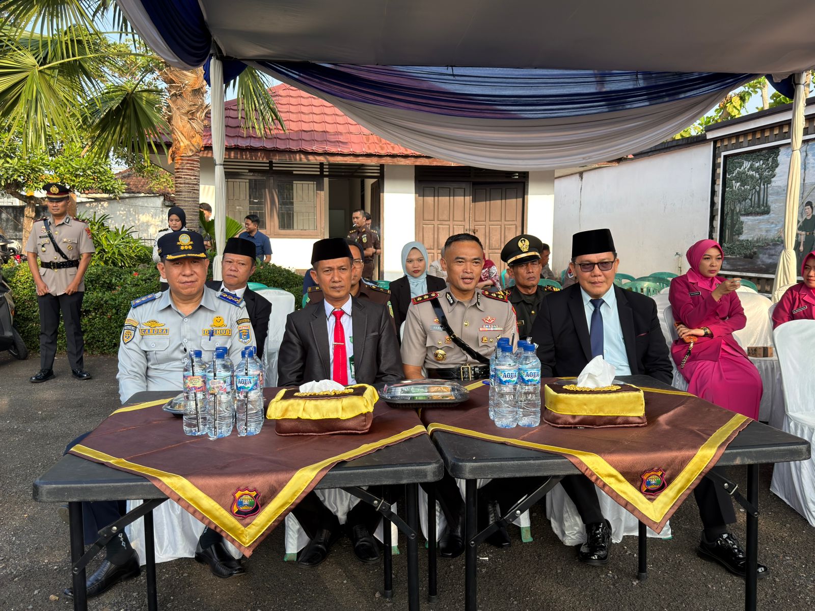 Peringati Hari Bhayangkara Ke-80, Kemenag Kota Metro Turut Serta Dalam Upacara Ziarah Dan Tabur Bunga Di TMP Kemala Nusantara