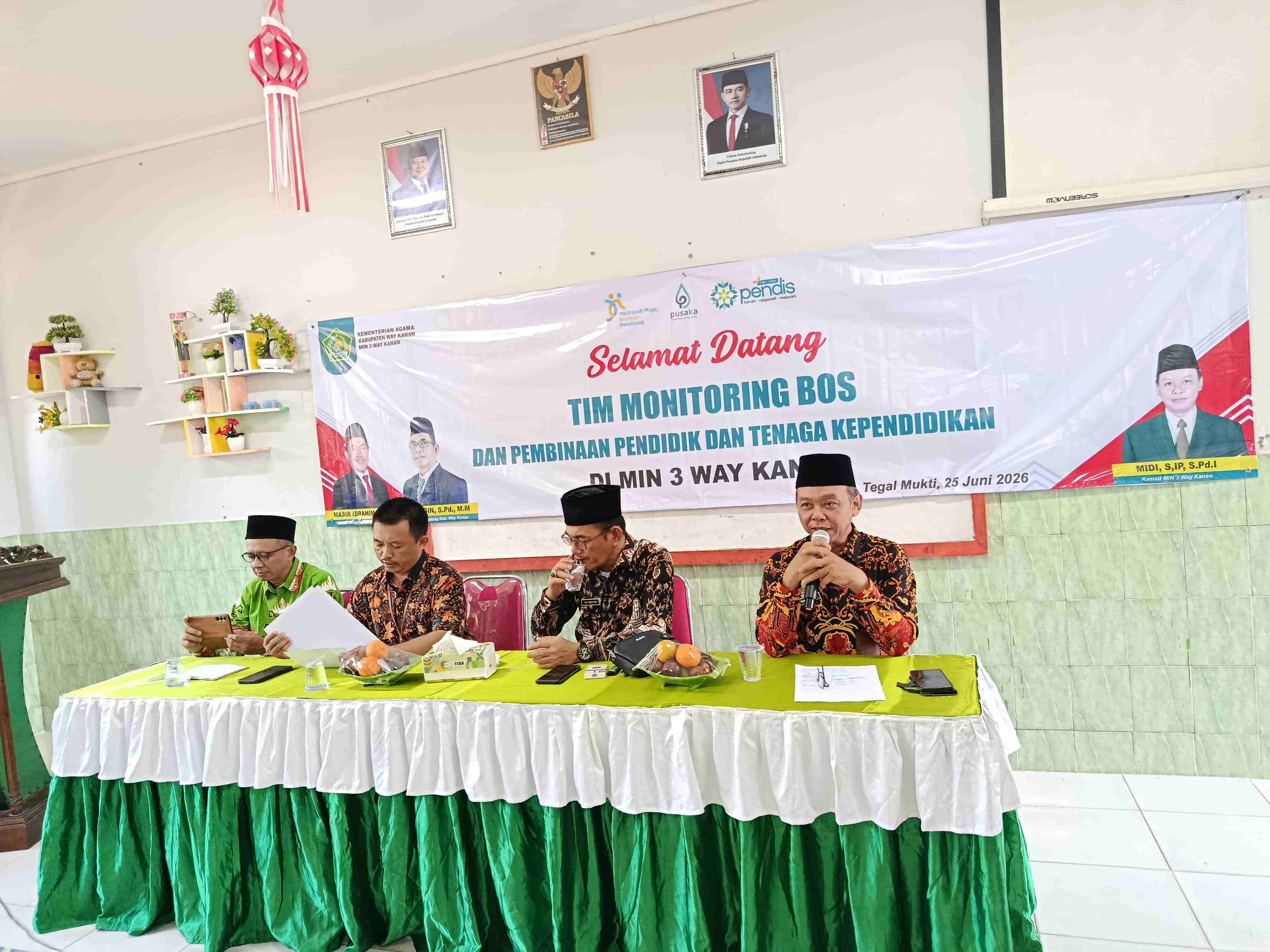 Penguatan Tata Kelola Madrasah, Kemenag Way Kanan Gelar Monitoring BOS Dan Pembinaan GTK