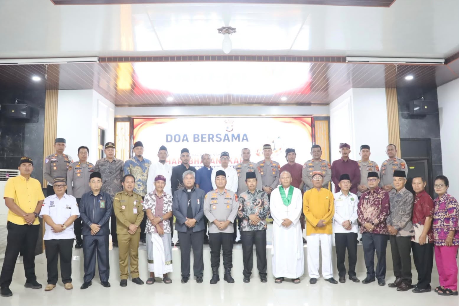 Merajut Harmoni, Menguatkan Negeri: Kemenag Mesuji Hadiri Doa Bersama Lintas Agama Sambut Hari Bhayangkara Ke-80