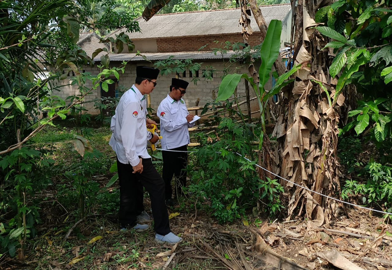 KUA Bekri Pastikan Tanah Wakaf Terlindungi, Pengukuran Dilakukan Di Dua Titik Strategis