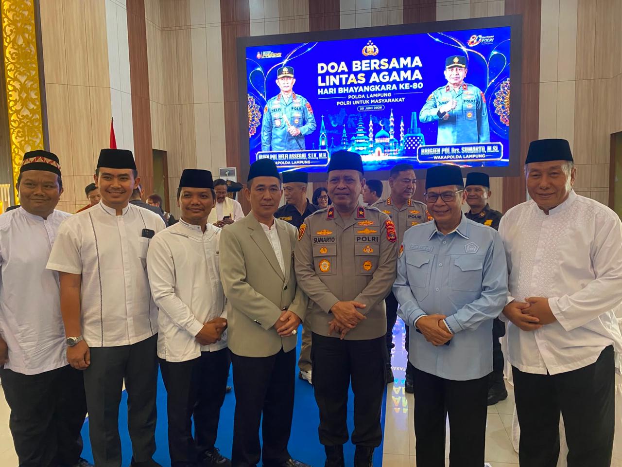 Kemenag Lampung Perkuat Sinergi Dan Kerukunan Lewat Doa Bersama Lintas Agama Hari Bhayangkara Ke-80