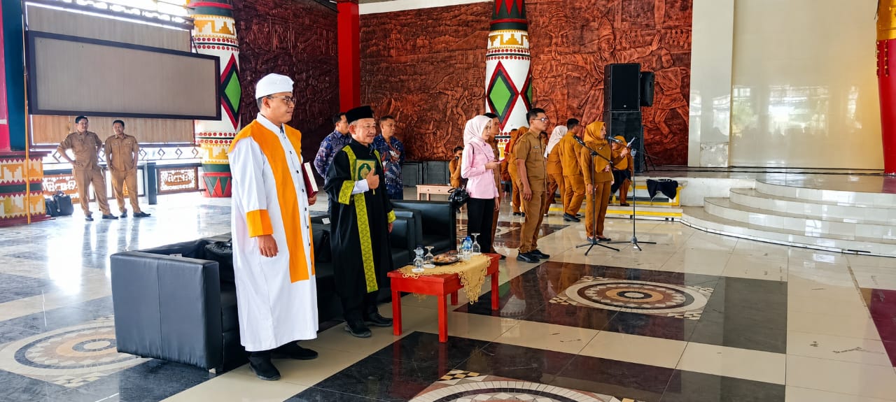 Kemenag Lampung Tengah Tegaskan Komitmen Layanan Keagamaan Di Pelantikan 13 Kakam PAW
