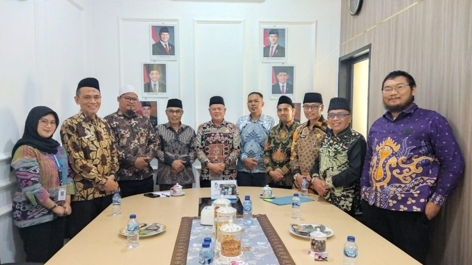 Sinergi Umat, Kemenag Bandar Lampung Sambut Audiensi Masjid Raya Al-Bakrie Matangkan Program Nikah Massal "Begawi Cinta"
