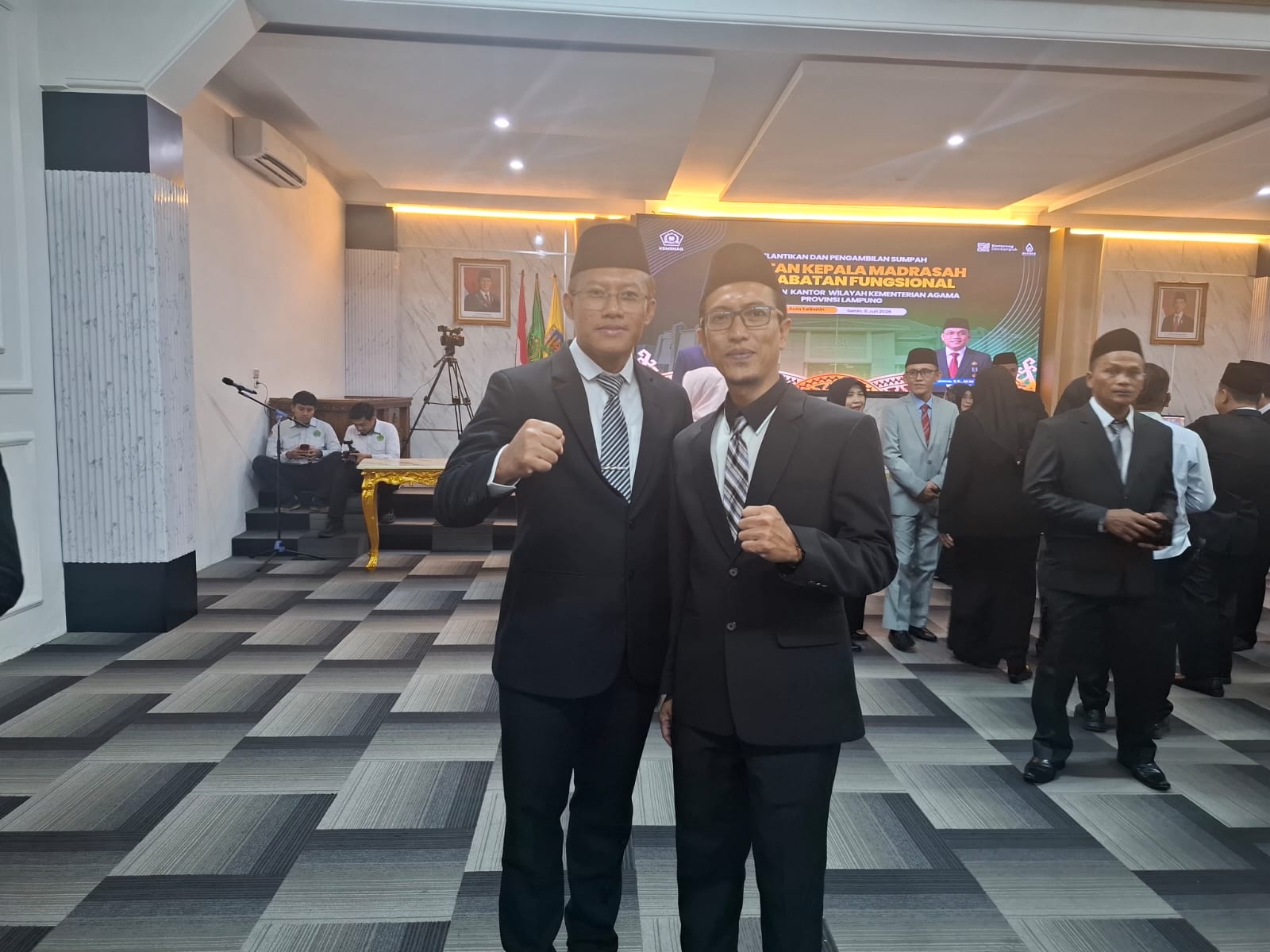 Lantik 55 Kepala Madrasah Di Lampung, Miftahus Surur Ucapkan Selamat Kepada Kepala MAN 1 Lambar