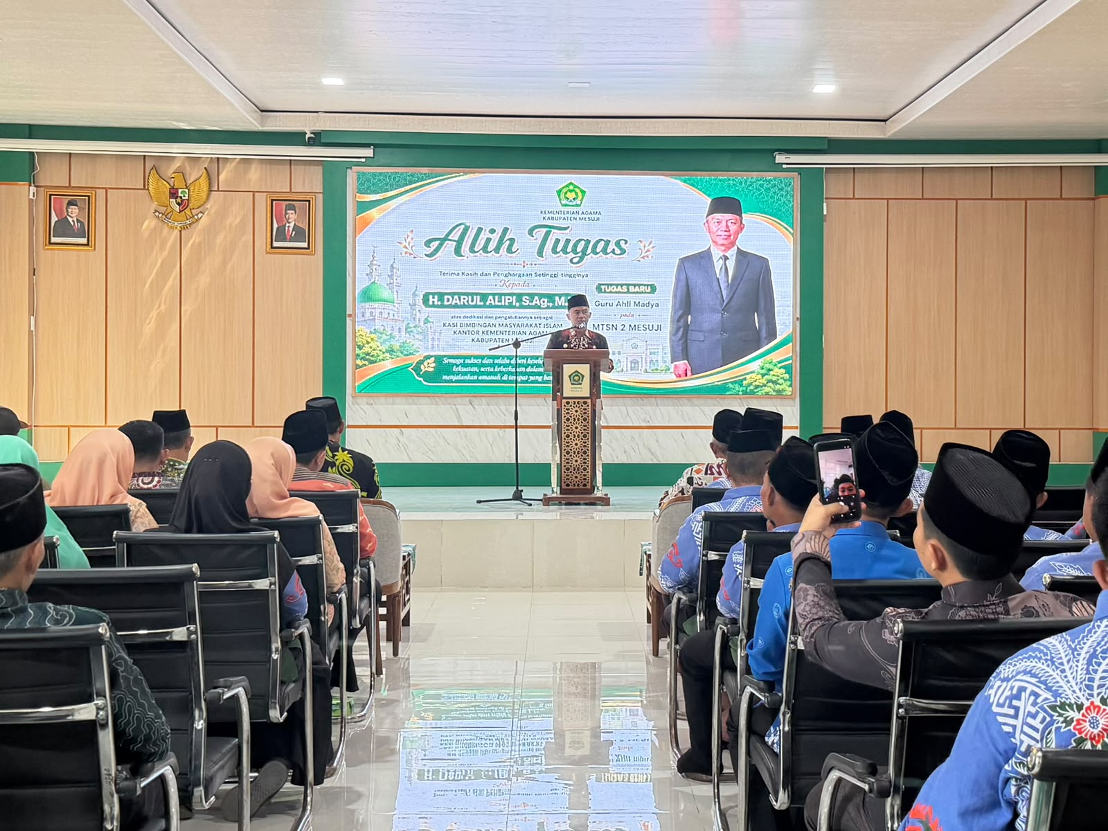 Alih Tugas Kasi Bimas, Kakan Kemenag Mesuji Jadikan Momentum Menguatkan Dedikasi Dan Integritas ASN