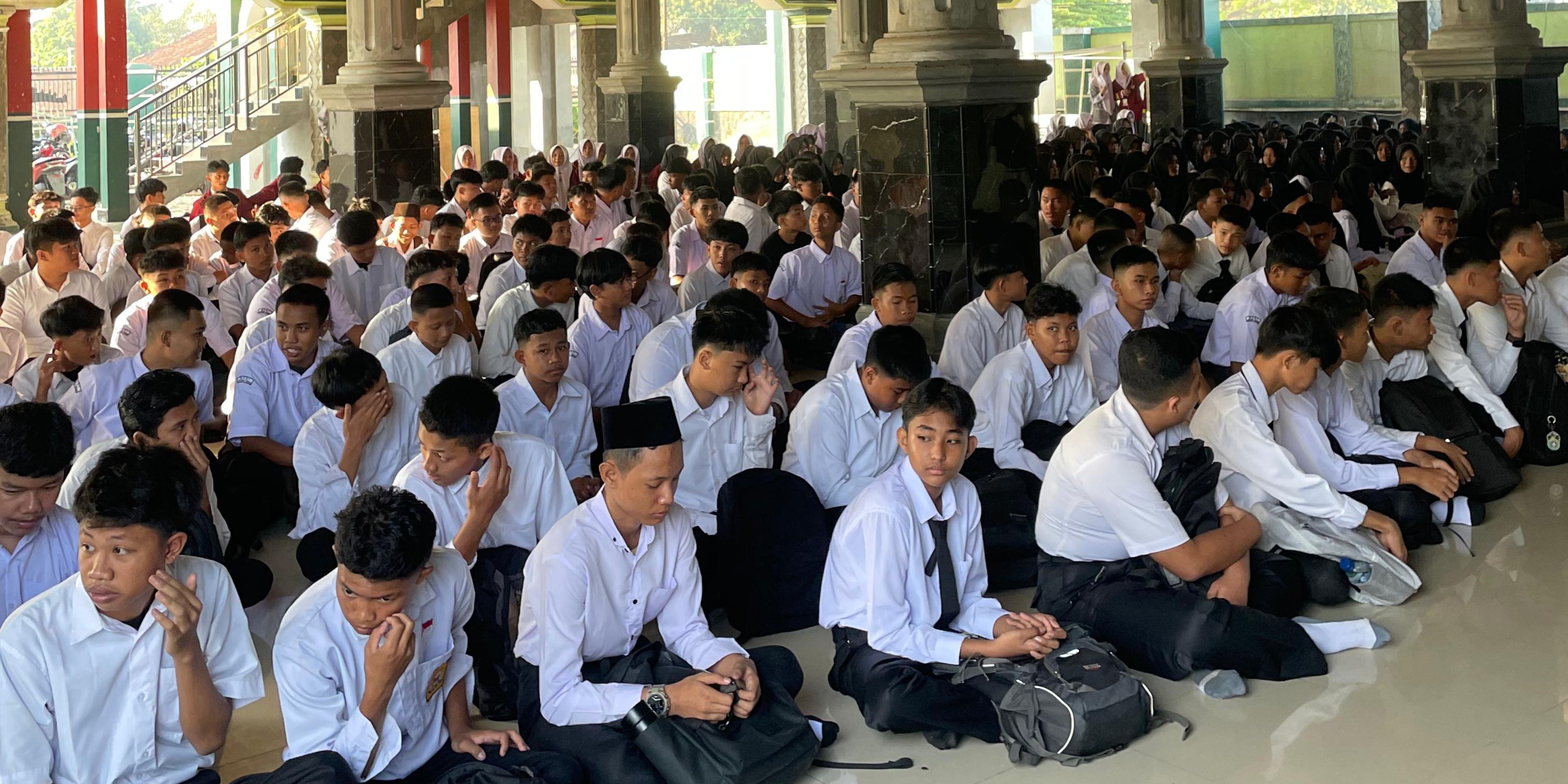 MANSALATE Berkibar: 395 Siswa Baru MAN 1 Lampung Tengah Siap Menjelma Jadi Generasi Qur'ani Nan Intelektual