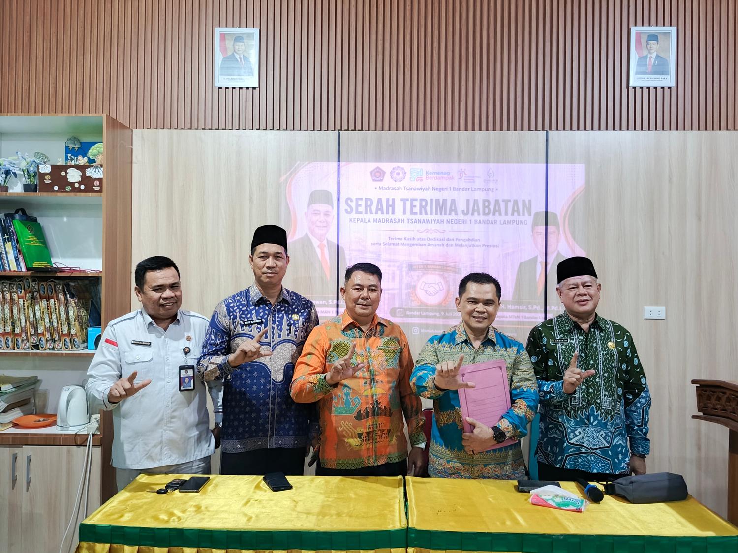 MTsN 1 Bandar Lampung Gelar Serah Terima Jabatan Kepala Madrasah